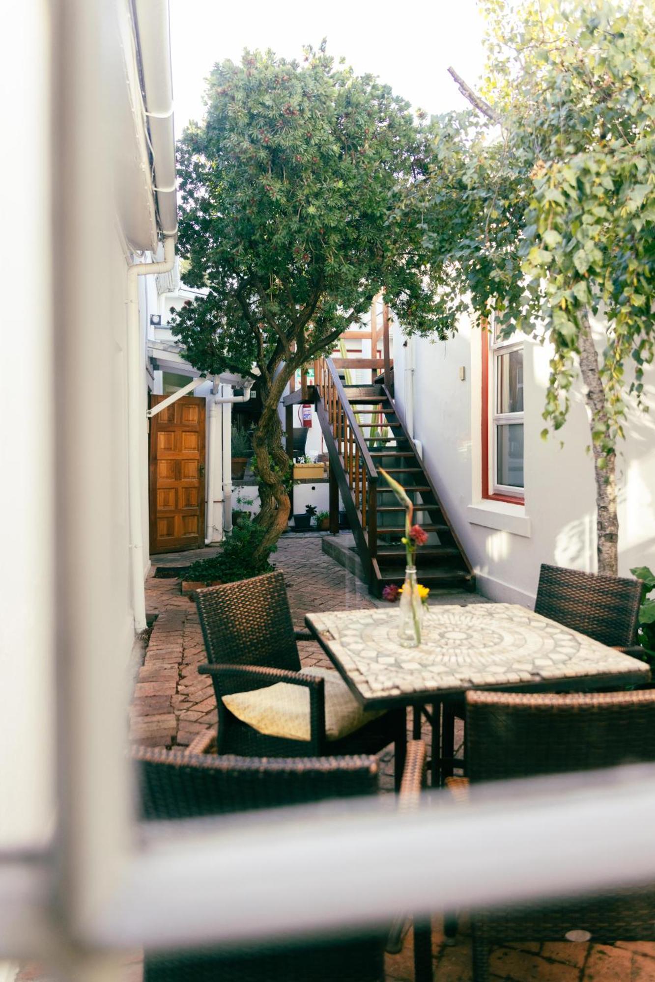 Guest house Viva 2*